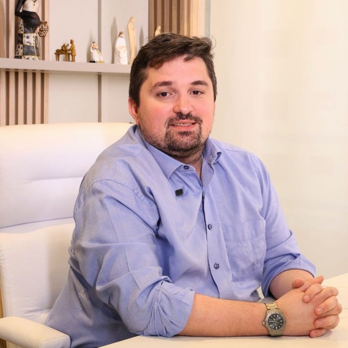 Dr. Marcos Maia da Mata